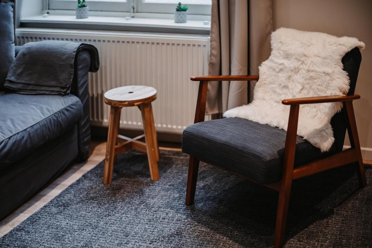 Central And Cozy In Brussels — Photos 2
